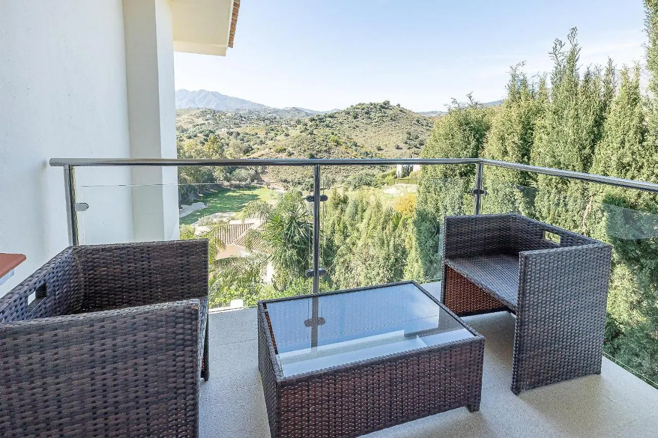 Stunning 6 Bed Villa Private Pool Mijas Gol Fuengirola 0*,  Spagna