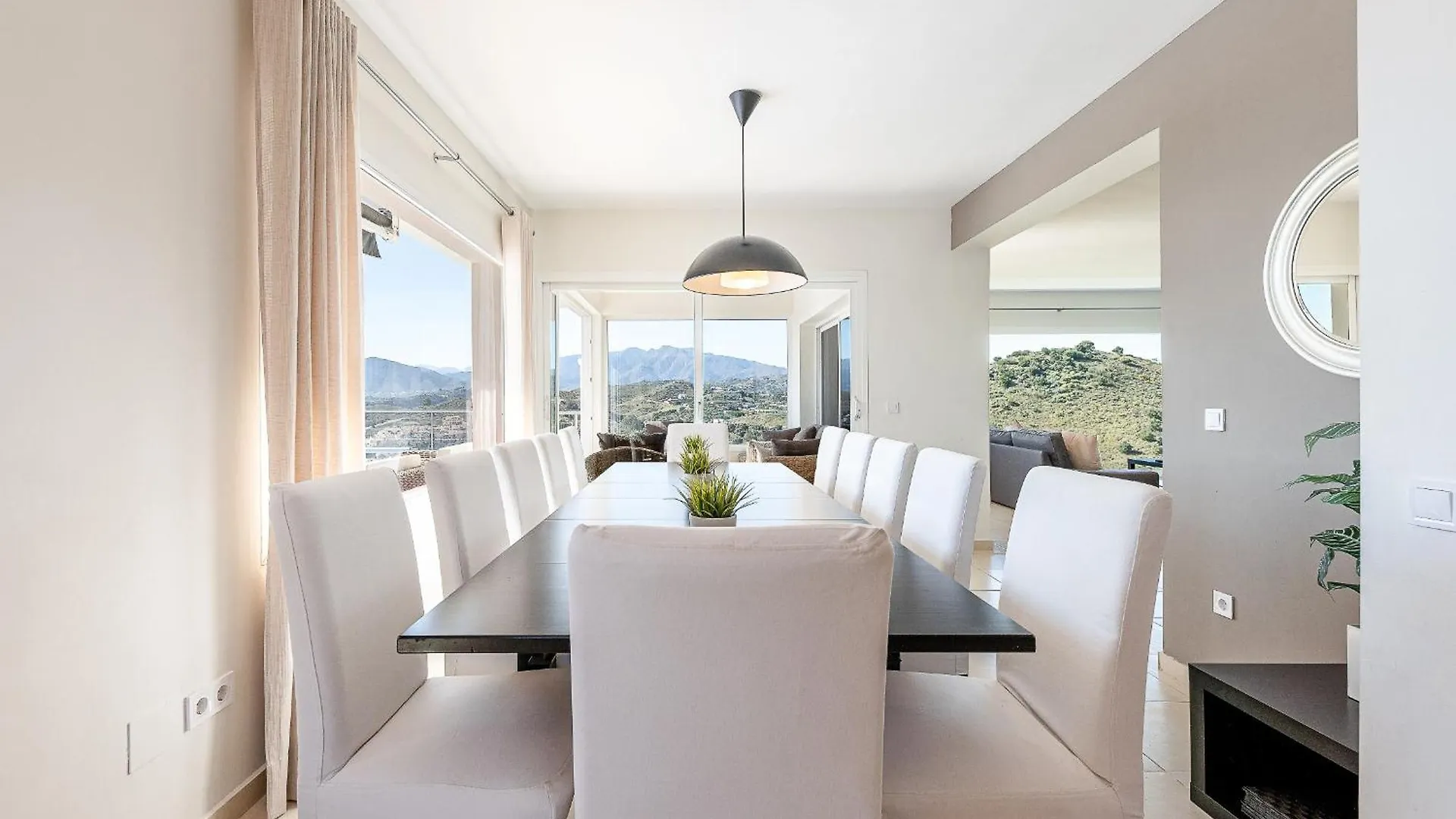 Stunning 6 Bed Villa Private Pool Mijas Gol Fuengirola Spagna