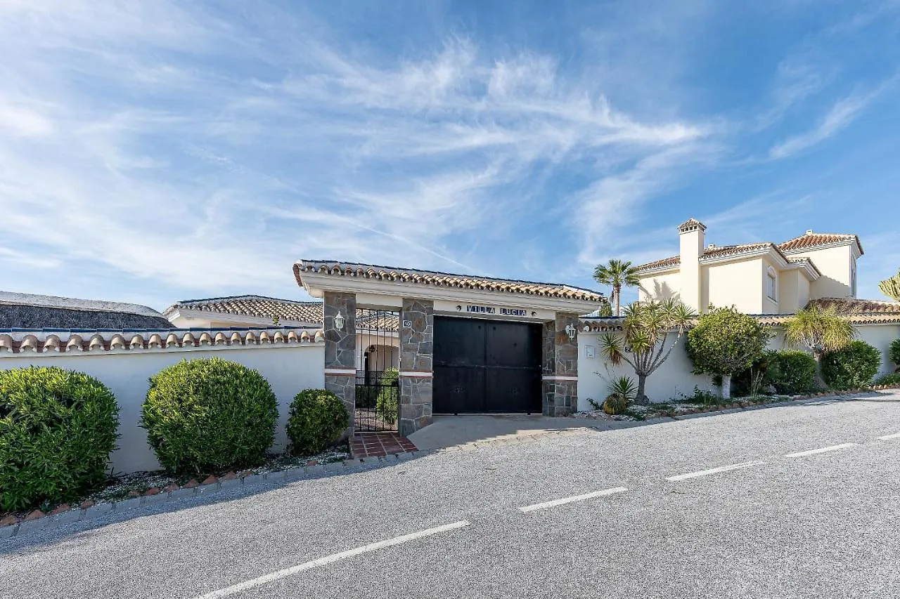 Stunning 6 Bed Villa Private Pool Mijas Gol Fuengirola