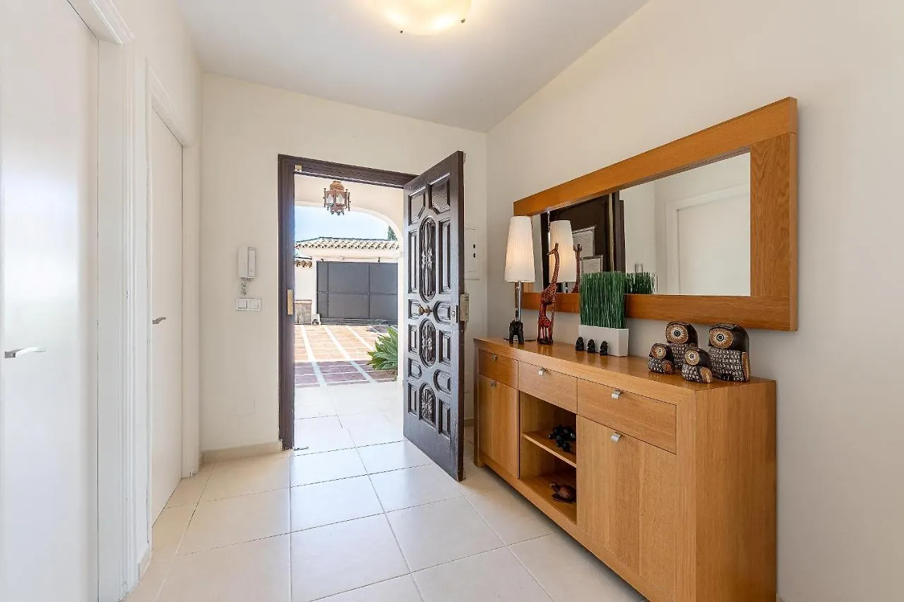 Stunning 6 Bed Villa Private Pool Mijas Gol Fuengirola