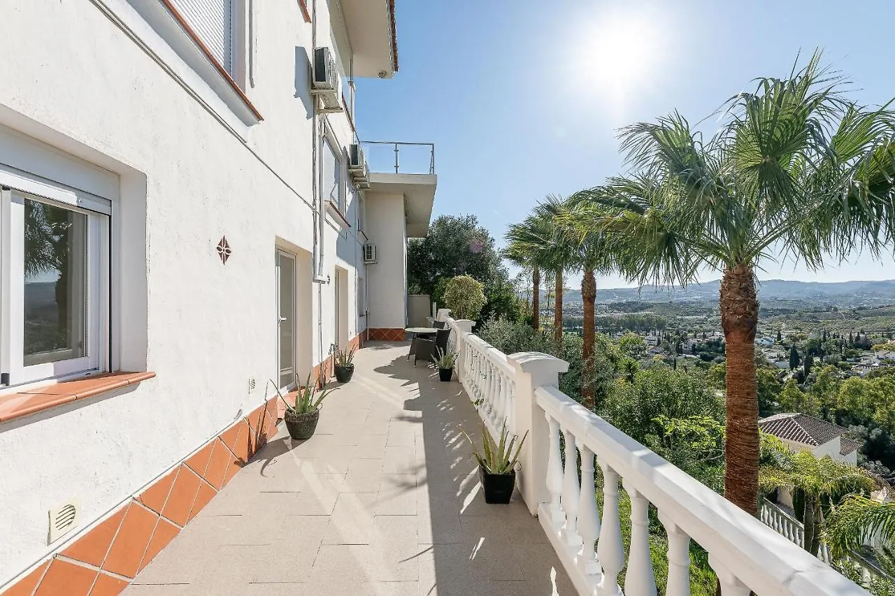 Stunning 6 Bed Villa Private Pool Mijas Gol Fuengirola